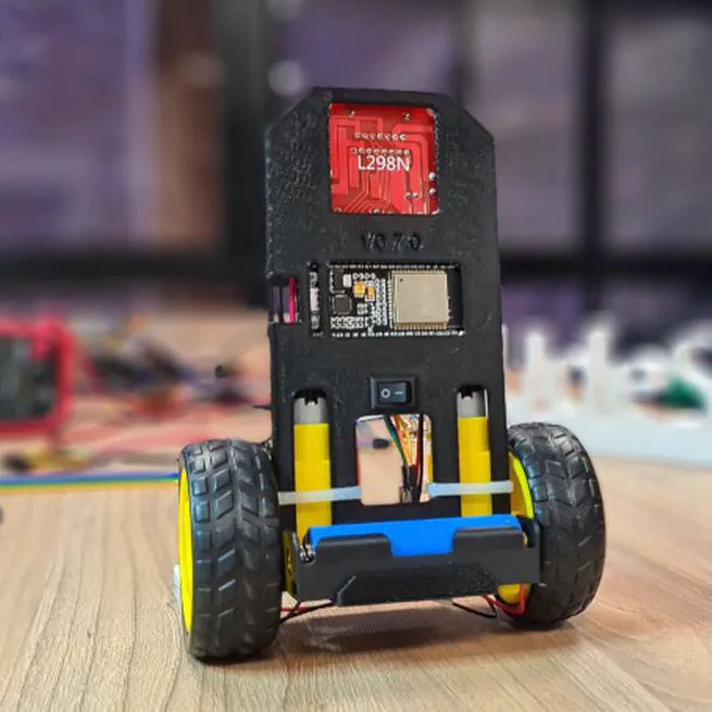 Balancio-Kit: An educational self balancing robot